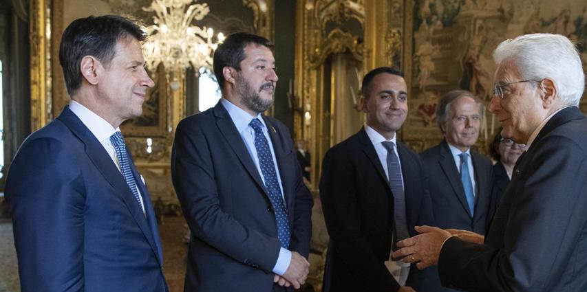Giuseppe Conte con i vice premier Matteo Salvini e Luigi Di Maio mattarella LaStampa
