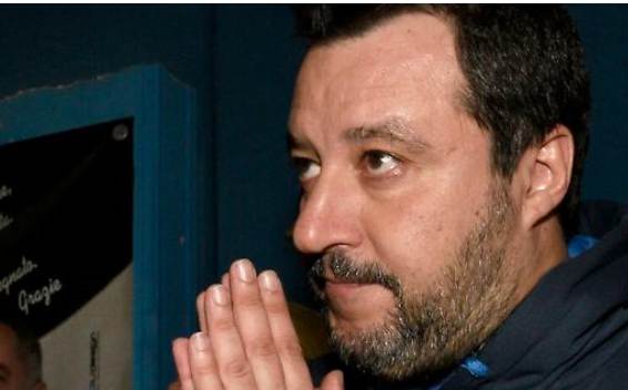 Matteo Salvini punge Giorgia Meloni