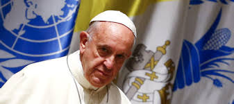 papa francesco contro populisti